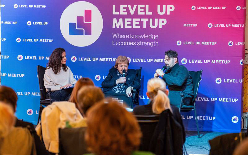 Javne manifestacije, razvoj, humanitarni rad