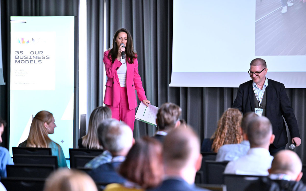 Business, tech, mediji